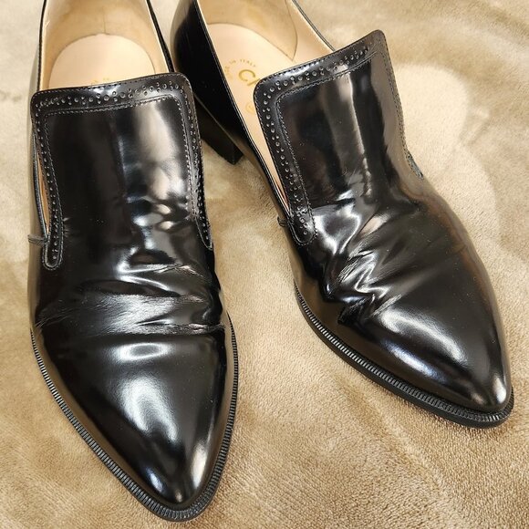 Chanel Black Pointed Toe Leather Loafers - Picture 2 of 12
